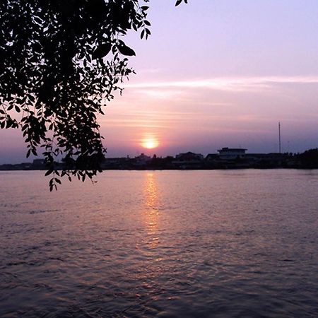 Baan Siriporn Resort - โรงแรมบ้านศิริพร รีสอร์ท Samut Songkhram Εξωτερικό φωτογραφία