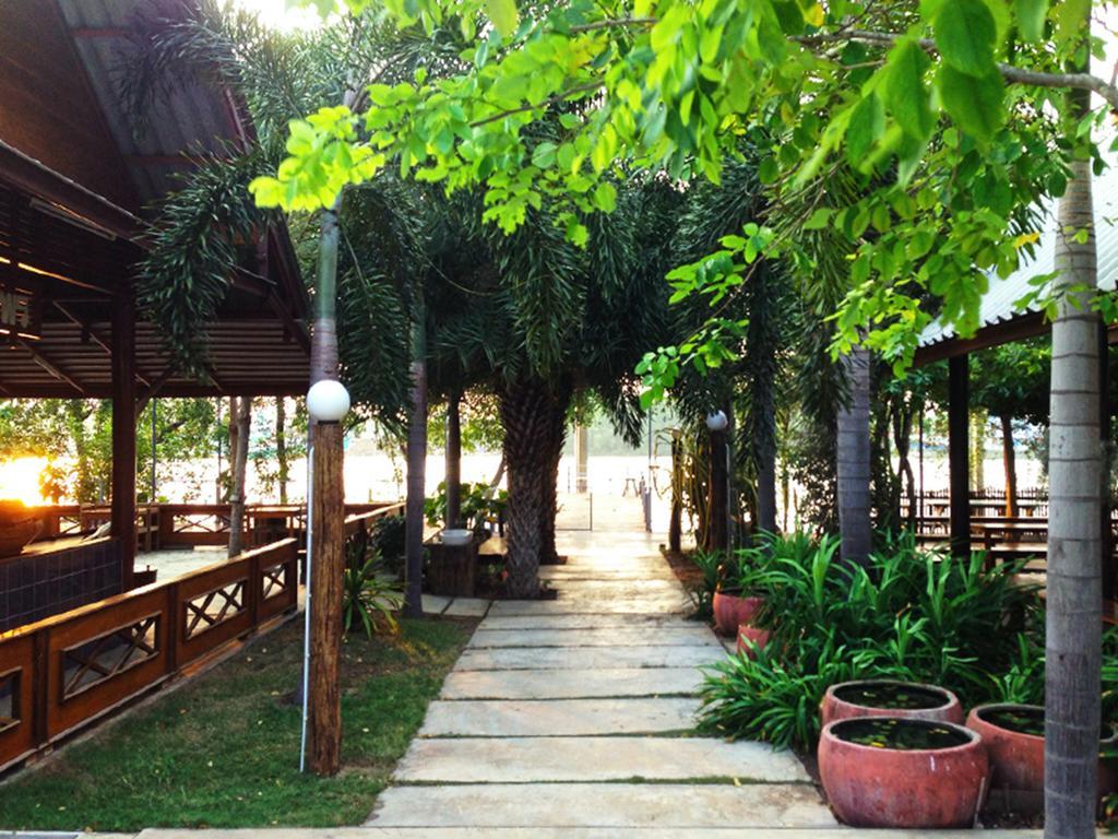 Baan Siriporn Resort - โรงแรมบ้านศิริพร รีสอร์ท Samut Songkhram Εξωτερικό φωτογραφία