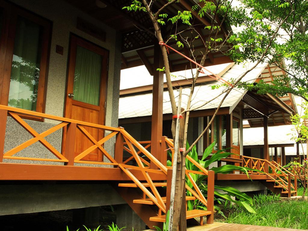 Baan Siriporn Resort - โรงแรมบ้านศิริพร รีสอร์ท Samut Songkhram Εξωτερικό φωτογραφία