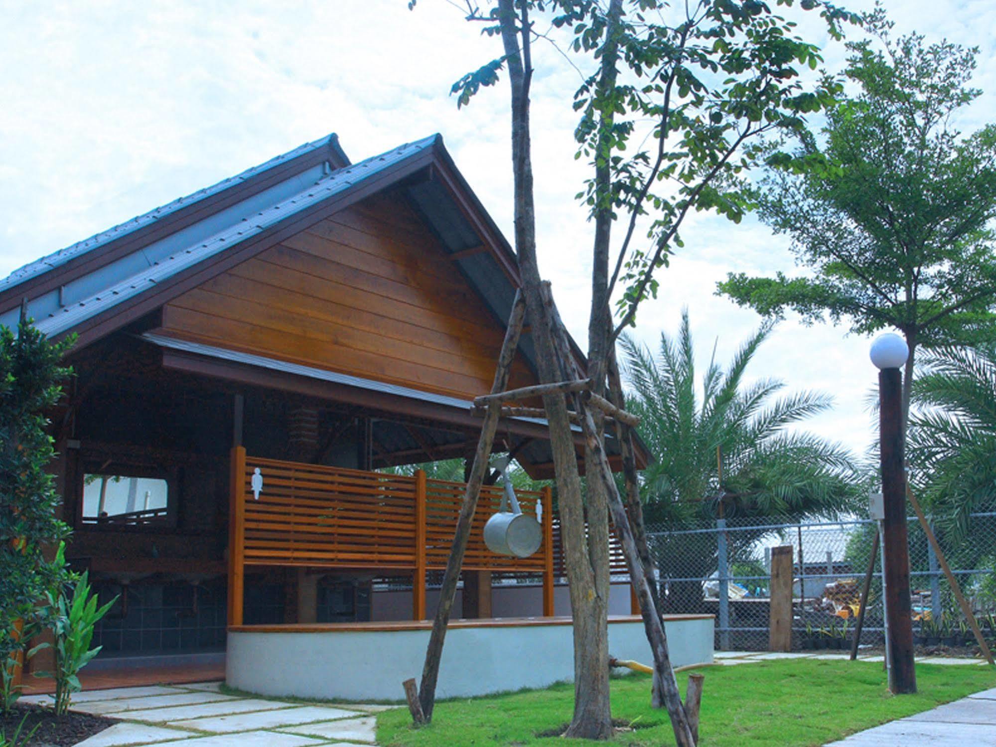 Baan Siriporn Resort - โรงแรมบ้านศิริพร รีสอร์ท Samut Songkhram Εξωτερικό φωτογραφία