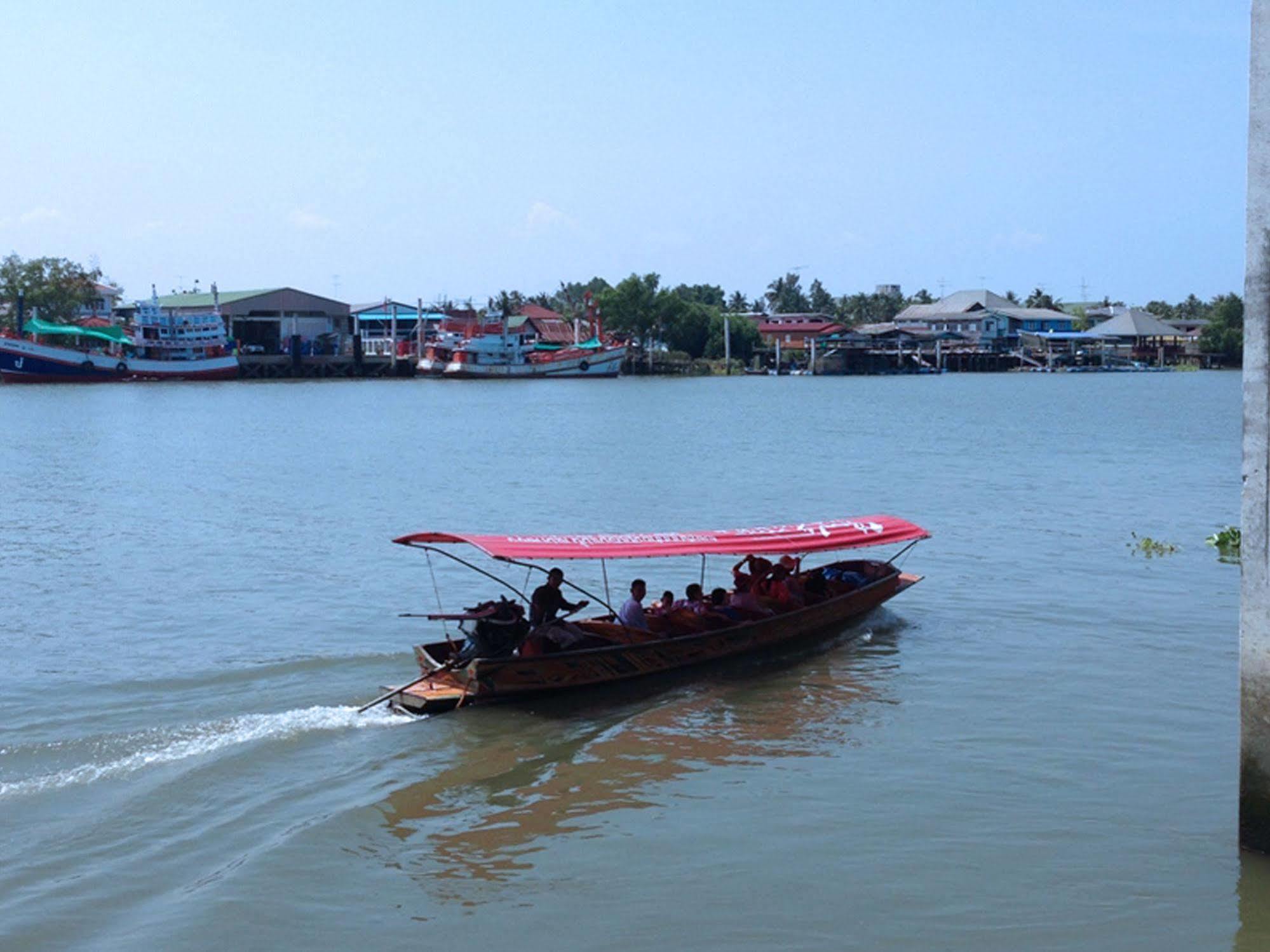 Baan Siriporn Resort - โรงแรมบ้านศิริพร รีสอร์ท Samut Songkhram Εξωτερικό φωτογραφία