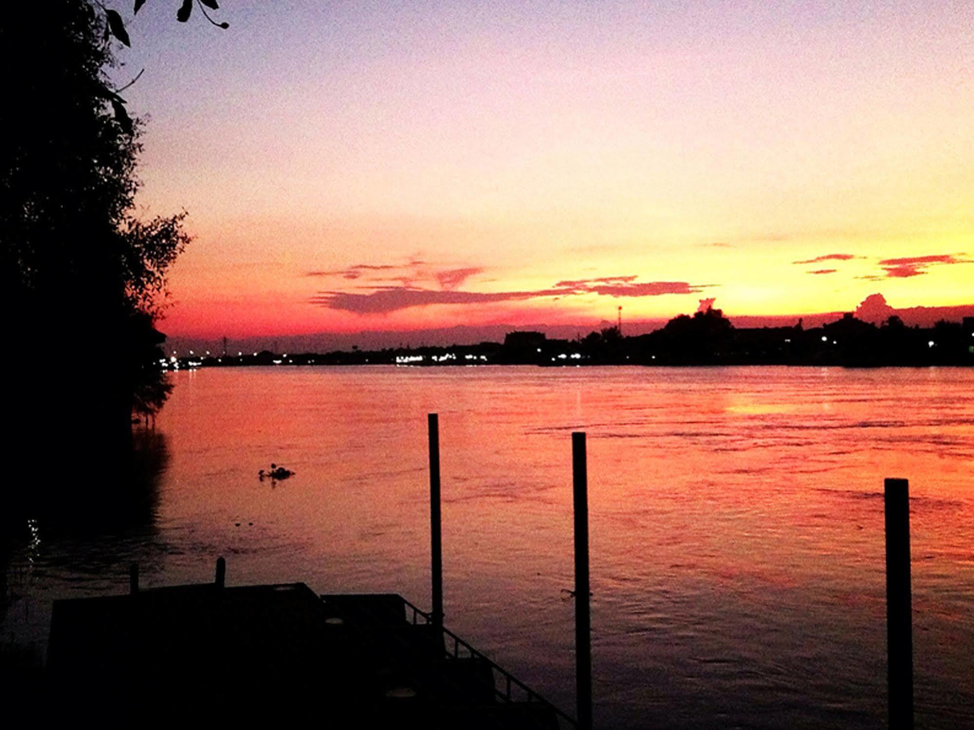 Baan Siriporn Resort - โรงแรมบ้านศิริพร รีสอร์ท Samut Songkhram Εξωτερικό φωτογραφία